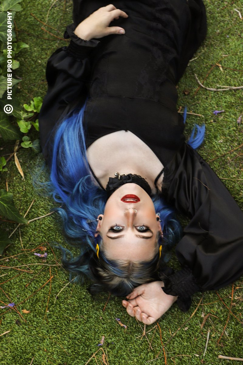 PictureProPhot2's tweet photo. Innocent beauty
Model: Eli Barby
Photographer: Abbey J. Photography @PictureProPhot2
#photography #fashionmodel #beauty #photoshoot #perthphotography #inkmodel #inkedgirls #Perth #PPP #perthmodels #gothic #brattbitcheli #emo #glamour #makeup #canonphotography https://t.co/8Gx06RfiCk