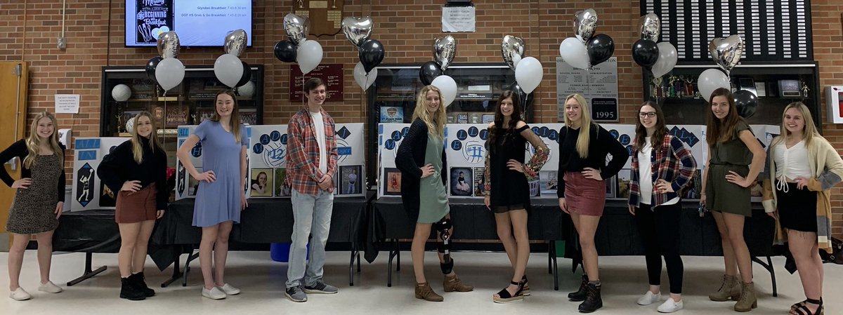 TTysver's tweet photo. DGF finishes the season with a 3-0 win over NYM (25-14, 25-20, 27-25). Thank you seniors! ❤️ https://t.co/ogUAudi1Ye