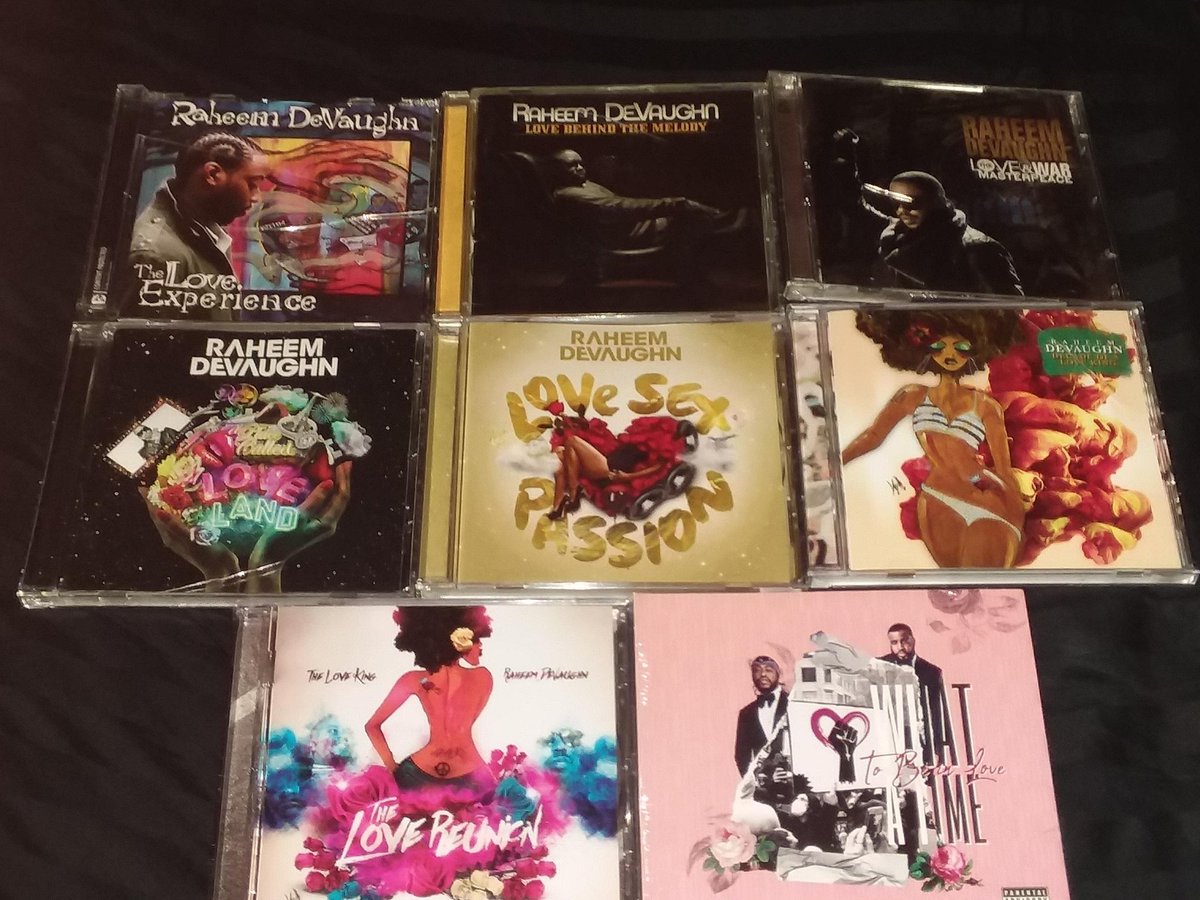 JAY_JAY105's tweet photo. GOT MY @Raheem_DeVaughn ALBUM #NEWALBUM2020🚨🚨🚨🎶🎵🎶🎵🎶🎵 #COLLECTIONCOMPLETE
#SUPPORTRNB
#RNBISSTILLALIVE
#RNBISNOTDEAD
#SOSTOPCOMPLAINING💜💚💜💚🎶🎵🎶🎵🎶🎉🎊 https://t.co/i8Ch8N9LcV
