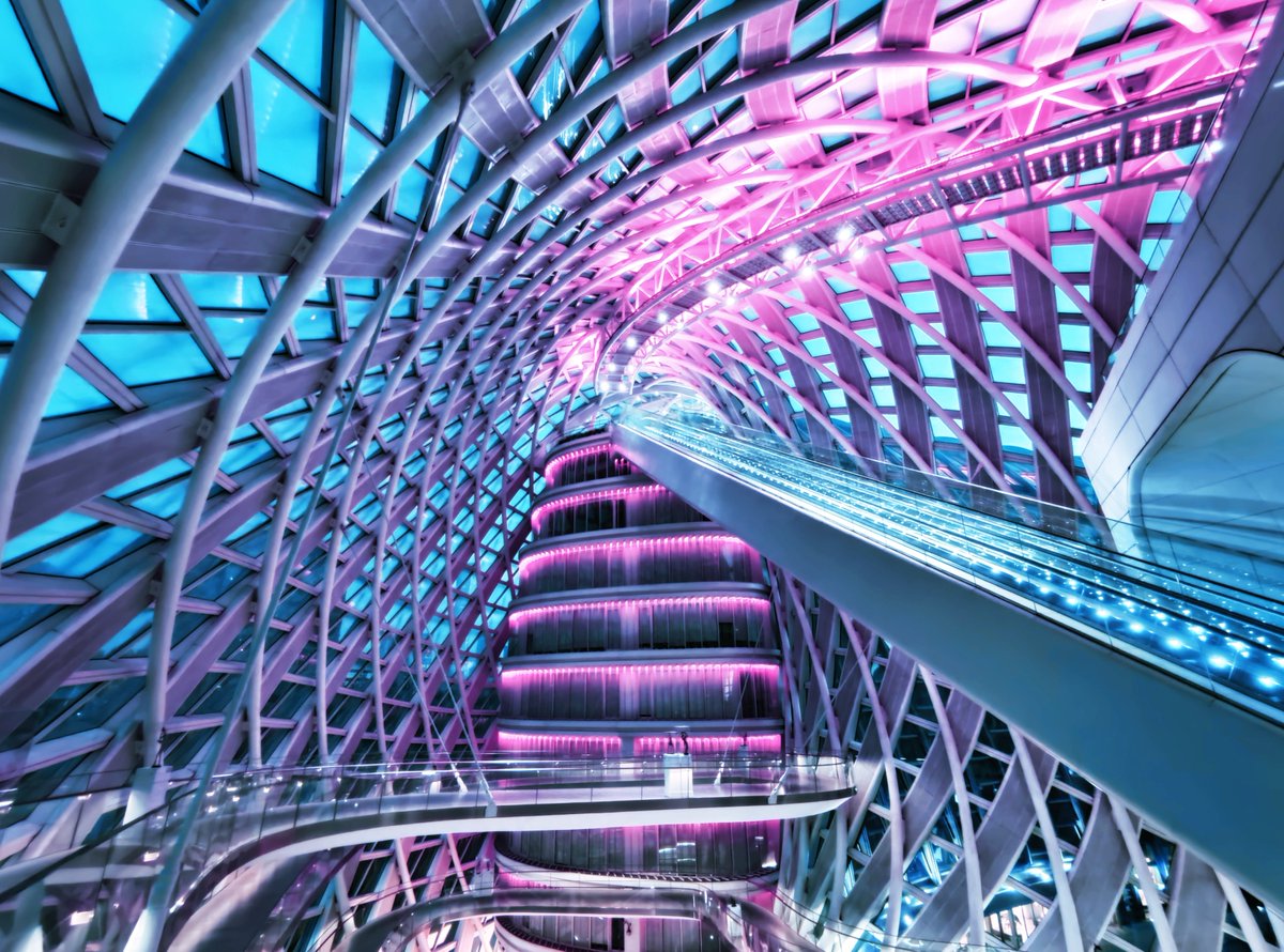 Xiaomi's tweet image. Three snaps at one same place, the color filters on #Mi10TPro work just like magic. 
🔁for cyberpunk
❤️for gold vibes
reply ❄️ for black ice
#PowerYourCreativity