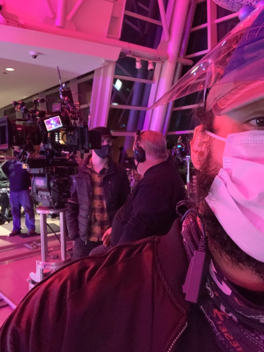 aren_vtes's tweet photo. Got to dolly grip a few days on Ordinary Joe pilot. Pretty fun and hard work. Everyone was supportive and got into a few high pressure situations. Thanks Steve and the rest of our crew! https://t.co/o60sat7UFX