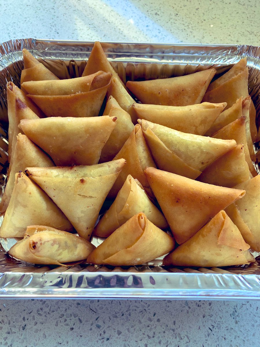 Y'all need to know that  @fatimarazz is a gem and her samoosas AND koesisters will leave you wanting more.  @FrsKitchen