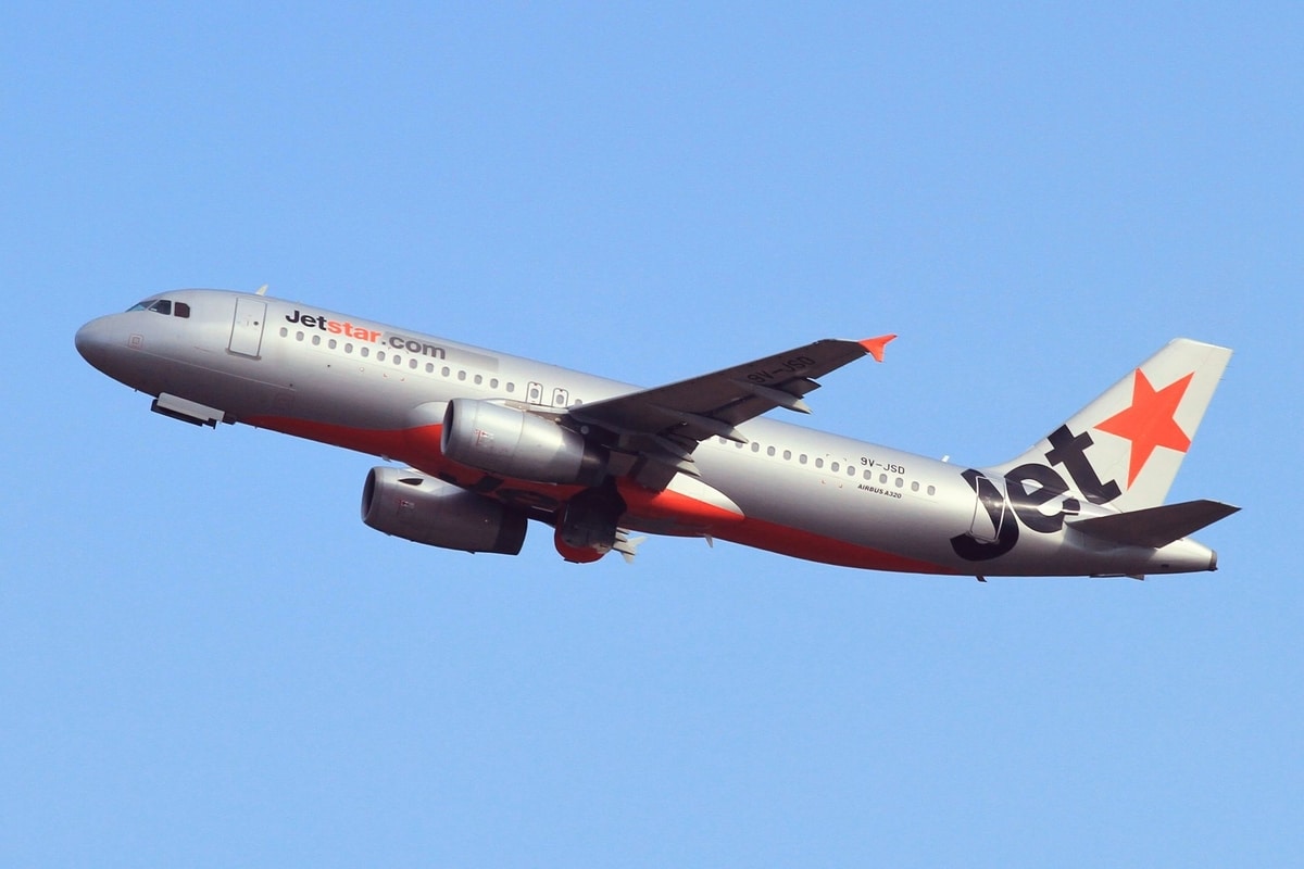travelobiz's tweet photo. Jetstar Asia Passengers Allowed To Transit Again Via Singapore

#Airlines #Aviation #AviationNews #Jetstar #JetstarAsia #Singapore #TransitPassengers https://t.co/FRhCWxXRgp https://t.co/AZoG7papEJ