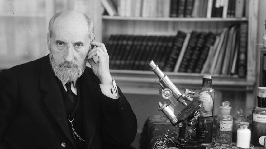 Doctor_Bacteria's tweet photo. Cajal y los cargos.

"En España, muchos parecen ocupar un puesto no para desempeñarlo, sino para cobrarlo y tener de paso el gusto de excluir a los aptos". https://t.co/U73ggCNyL3