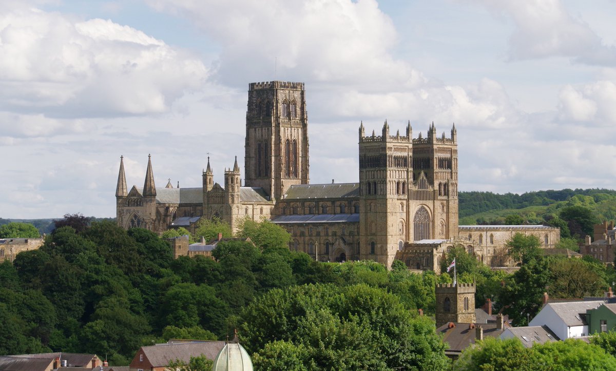 ... with the right to raise an army, levy taxes, and even mint his own coins. One of William de St-Calais's greatest achievements is the construction of Durham's magnificent Romanesque cathedral, which he began in 1093.9/: mattbuck, CC 2.0