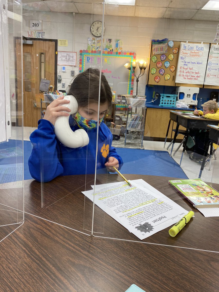 Stauffer_CES's tweet photo. COVID-19 has made my reading groups look a lot different this year, but one thing that my kids LOVE is a whisper phone! #Fluency #Intonation #Reading #3rdGrade #SanitizeSanitizeSanitize 😊💙💛📚📞 #CoventryStrong #PAWSitiveCougars https://t.co/gxLWz1IGde