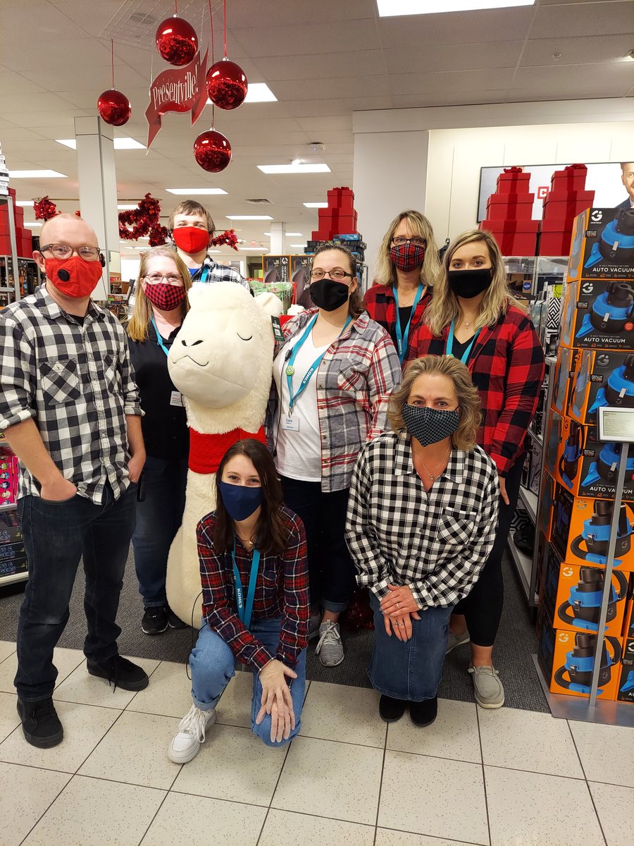 ctrax4447's tweet photo. #LIFEATKOHLS Nightcrew Buffalo Bunch at #Store1487 https://t.co/Y6AVJilGqv