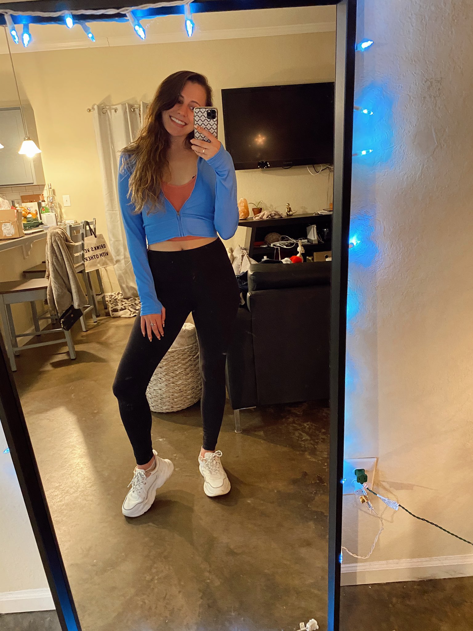 woahh mann on Twitter: "i’d be a hot soccer mom…