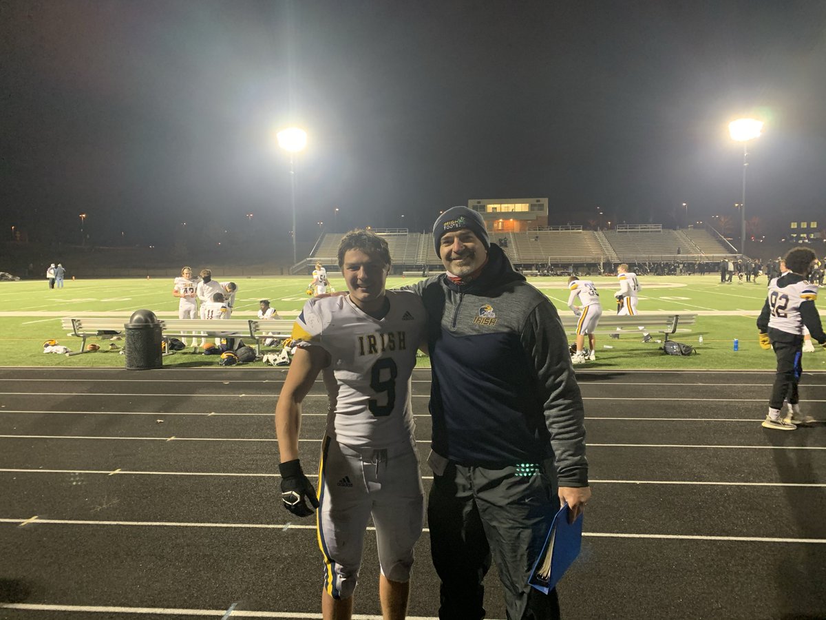 <a href="/CoachMGSimon/">Matt Simon</a> former Gopher LB coaching a future one?  Go Irish!  Section Champs!!