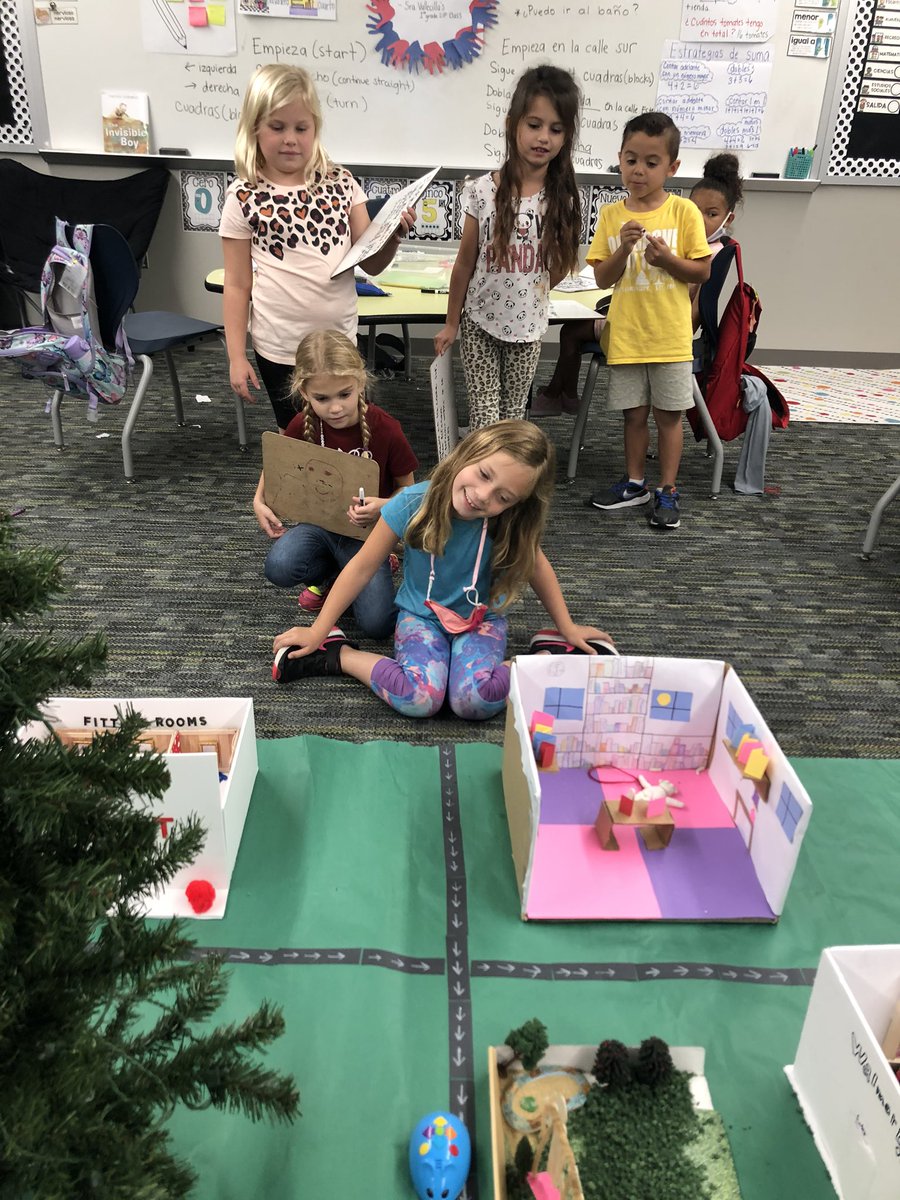 ashlyvallecilla's tweet image. So long Nicaragua..We had so much fun learning about heating &amp;amp; cooling with volcanoes, places that make up a community, and created our own community where we purchased land and insurance as well as coded directions to our properties. #wearegroves #intergratedlearning