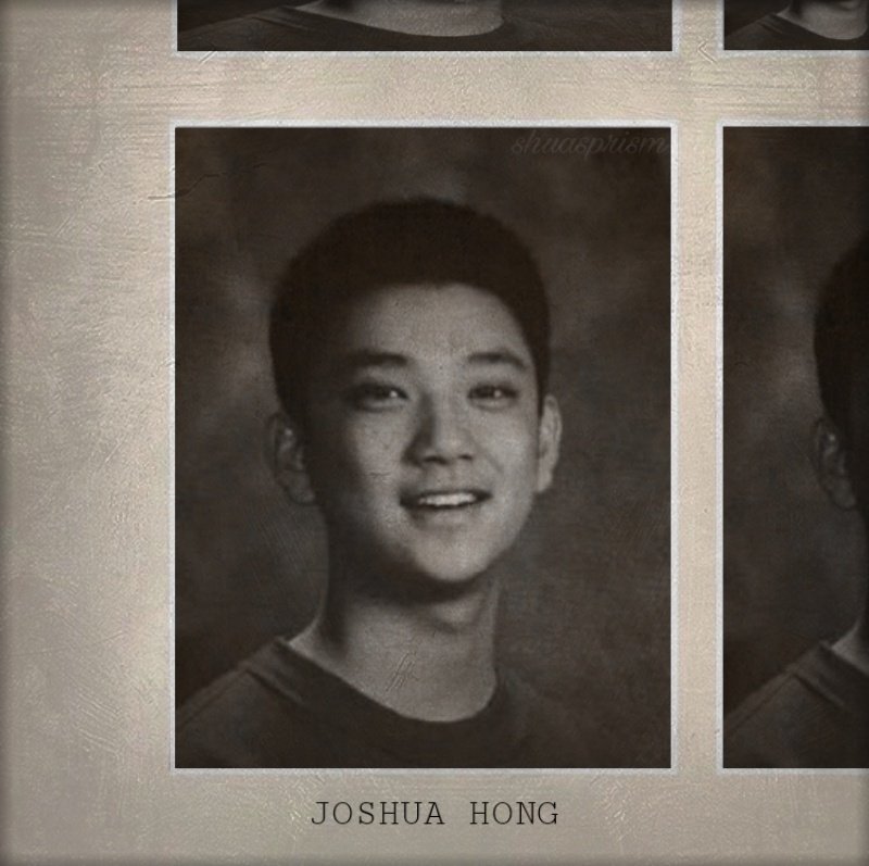 shuaprism's tweet photo. freshman year              senior year https://t.co/muXmCTwjnH