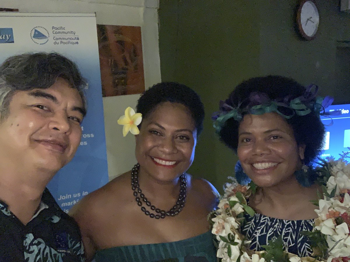 Celebrating 25 years of the #PacificWay, @spc_cps flagship TV show, with its historic hostess @lenoraq_mp and her successor Patricia Naisara. Go girls!