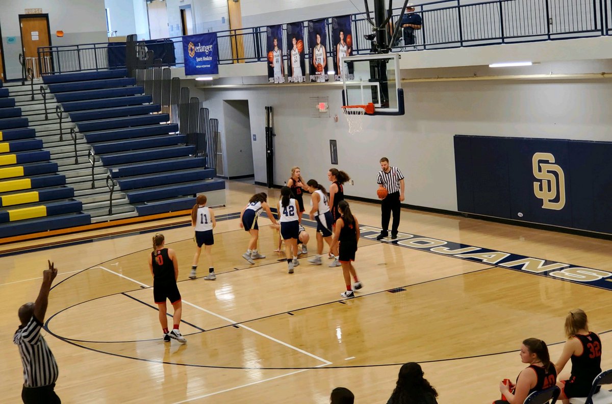 SMMHSEagles's tweet photo. #JVGirls Our younger Lady Eagles stayed with Soddy's Lady Trojans in a close game and narrowly Lost 31-34 this evening.🏀❤🦅 @SMLadyEagles #SMMHSsoars https://t.co/UieLJGicir