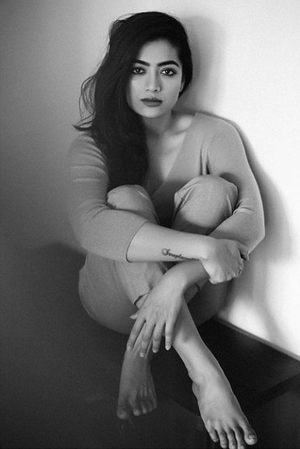 ನನ್ನ ದೇವತೆ ರಶ್ಮಿಕಾ  @iamRashmikaಶುಭೋದಯ, ನಿಮಗೆ ಯಾವಾಗಲೂ ಶುಭವಾಗಲಿನೀವು ಸ್ವರ್ಗದ ದೇವತೆ, ನೀವು ಸ್ವರ್ಗೀಯ ಸುಂದರನೀವು ವಿಶ್ವದ ಅತ್ಯಂತ ಸುಂದರವಾದ ದೇವತೆನೀವು ಸಕ್ಕರೆಯಂತೆ ಸಿಹಿಯಾಗಿರುತ್ತೀರಿನನ್ನ ನೆಚ್ಚಿನ ಸ್ವೀಟಿನನ್ನ ಜೀವನಕ್ಕಿಂತ ಹೆಚ್ಚುಸಾಕಷ್ಟು ಪ್ರೀತಿನಿಮ್ಮ ಪ್ರಾಮಾಣಿಕ ಅಭಿಮಾನಿ  #RashmikaMandanna