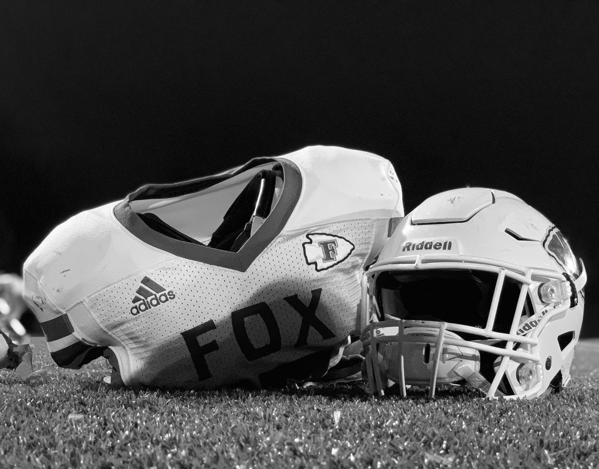CheapSeatsPhoto's tweet photo. Congrats to the @fox_warrior for an amazing season! @FoxHSActivities @FoxC6Super @FoxC6Schools https://t.co/HjxrLIrYtm
