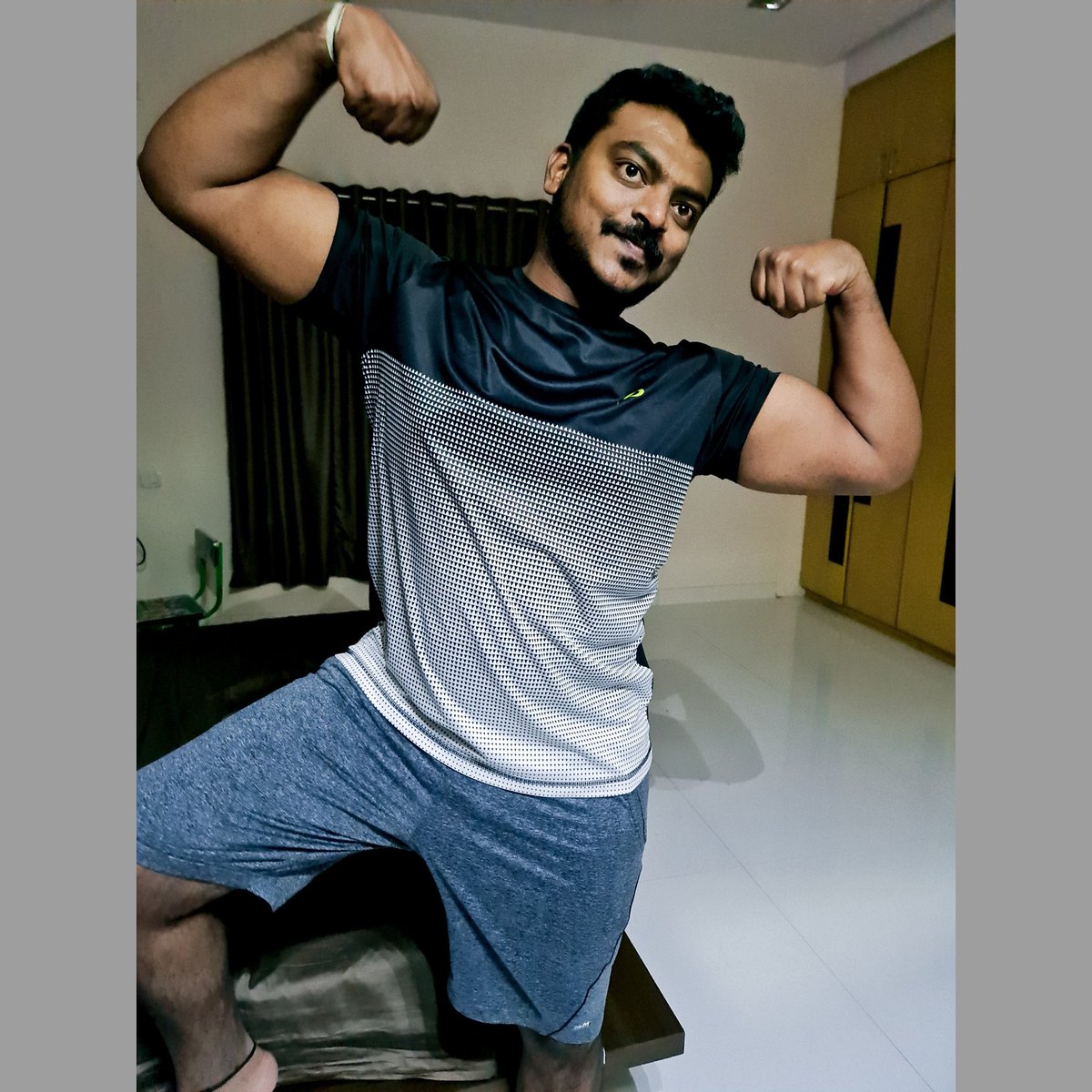 reddyvinu's tweet photo. BELIEVE IN YOURSELF AND BE A WINNER
#vinisfitnessadda #creatyourownyou
#teamvfa #vinayreddy007 https://t.co/51oHIb6sgs
