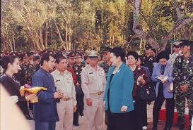 MKirikuru's tweet photo. #ร่วมกันแก้ไขในสิ่งผิด
#เรารักพระพันปีหลวง https://t.co/IkmQy8gWyd