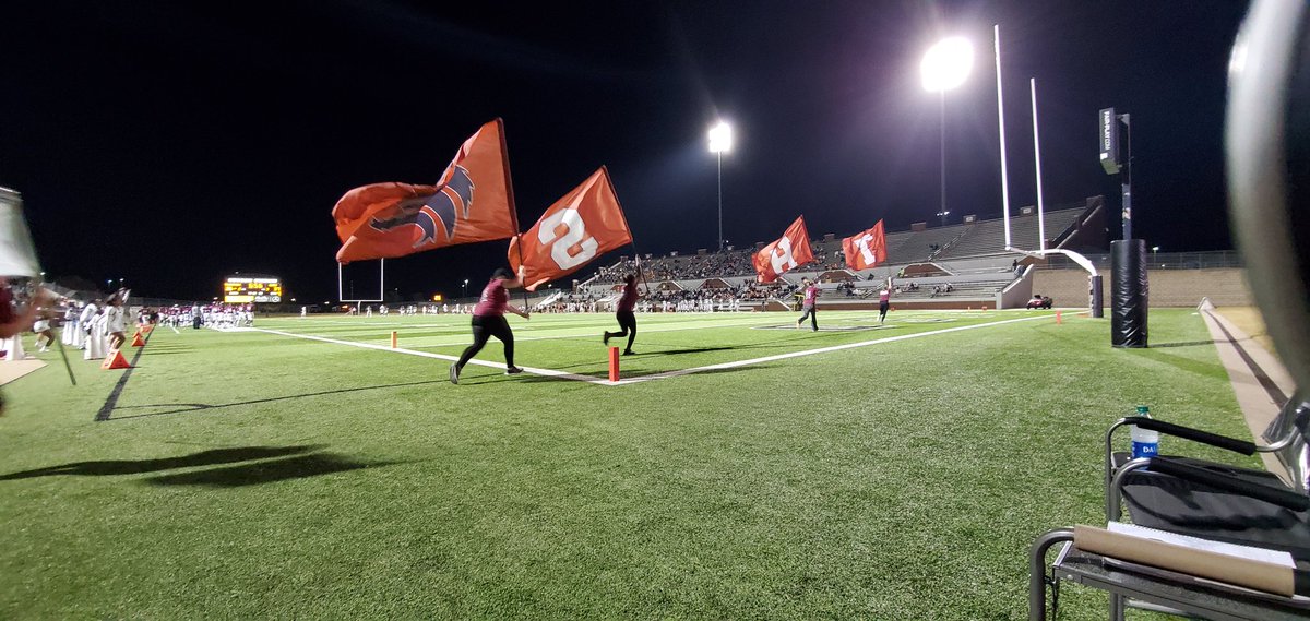 MTHSPlatoon's tweet photo. Not a win tonight,  but i hard fought game,  go wolves🐺♥️. It felt good to have the kids running flags again https://t.co/5R6OEcE5GT