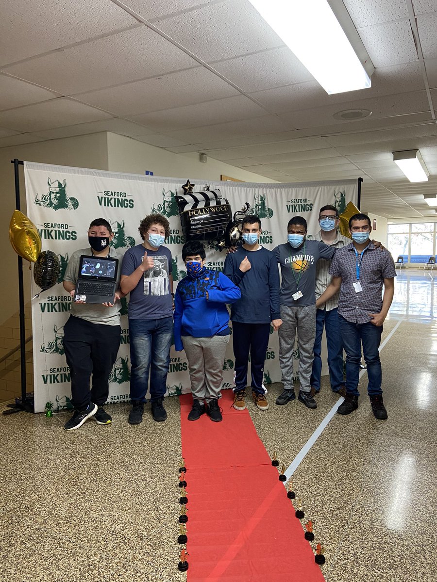 Ms. Bartkus tweet media