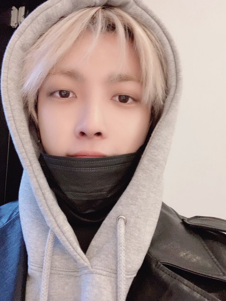 hongjoong’s soft & cozy fashion 