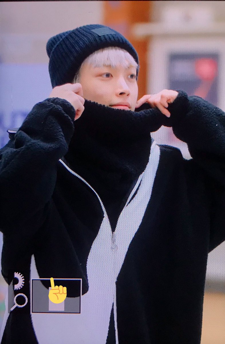 hongjoong’s soft & cozy fashion 