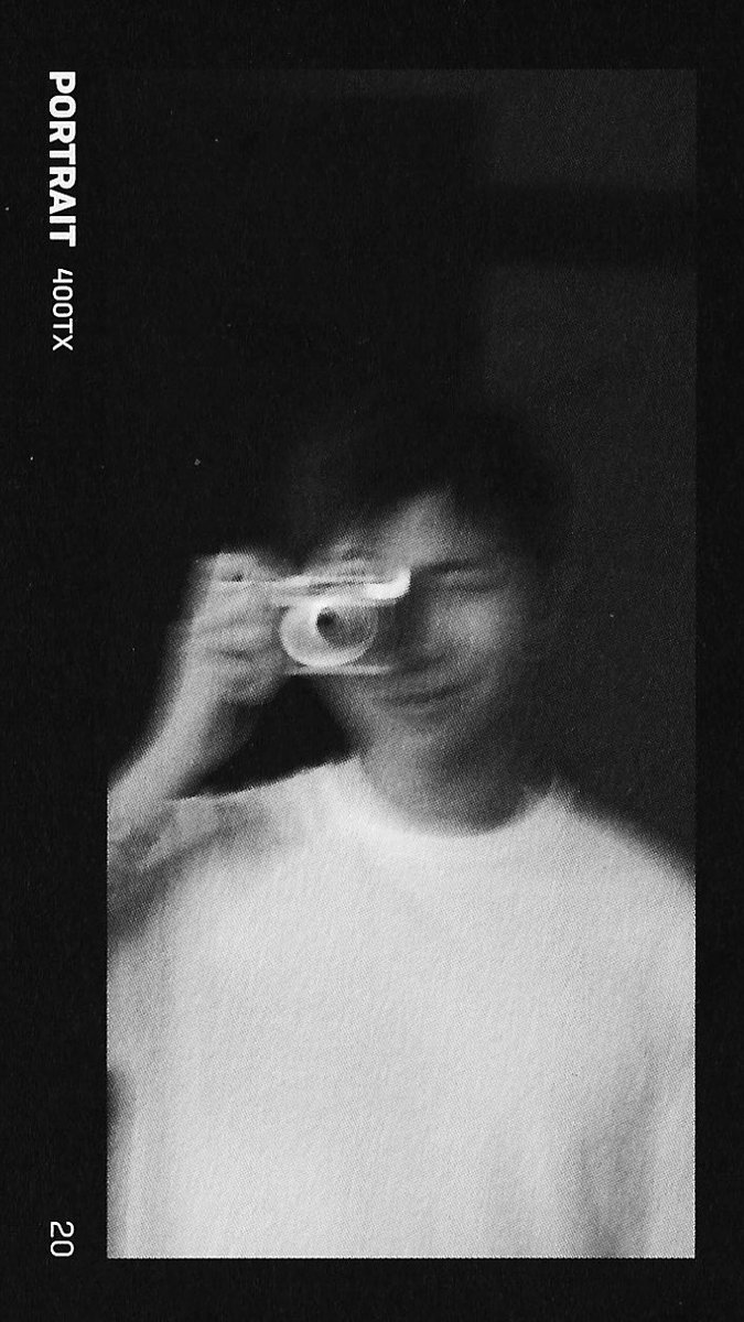 📸