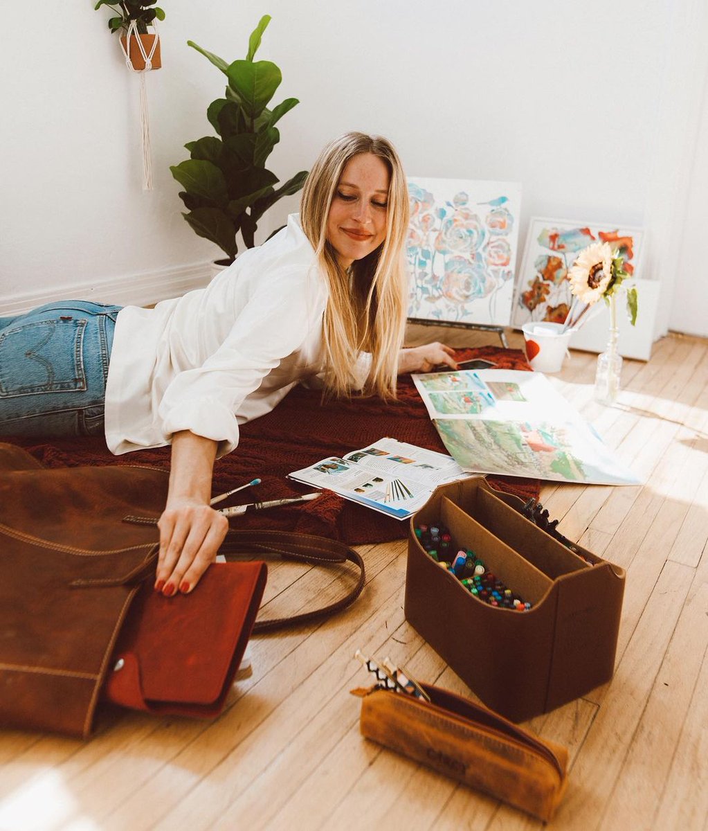 MyMegaGear's tweet photo. Weekend is here! How about immersing yourself in a beautiful escape with coloring books or DIY projects? 🎨👩🏼‍🎨

Shop personalized gifts for yourself and people you love with the code HOLIDAY20 on our website 
 
#holidaysale #personalizedgifts #monogrammedgifts #leathergoods https://t.co/O6koyEIRHS
