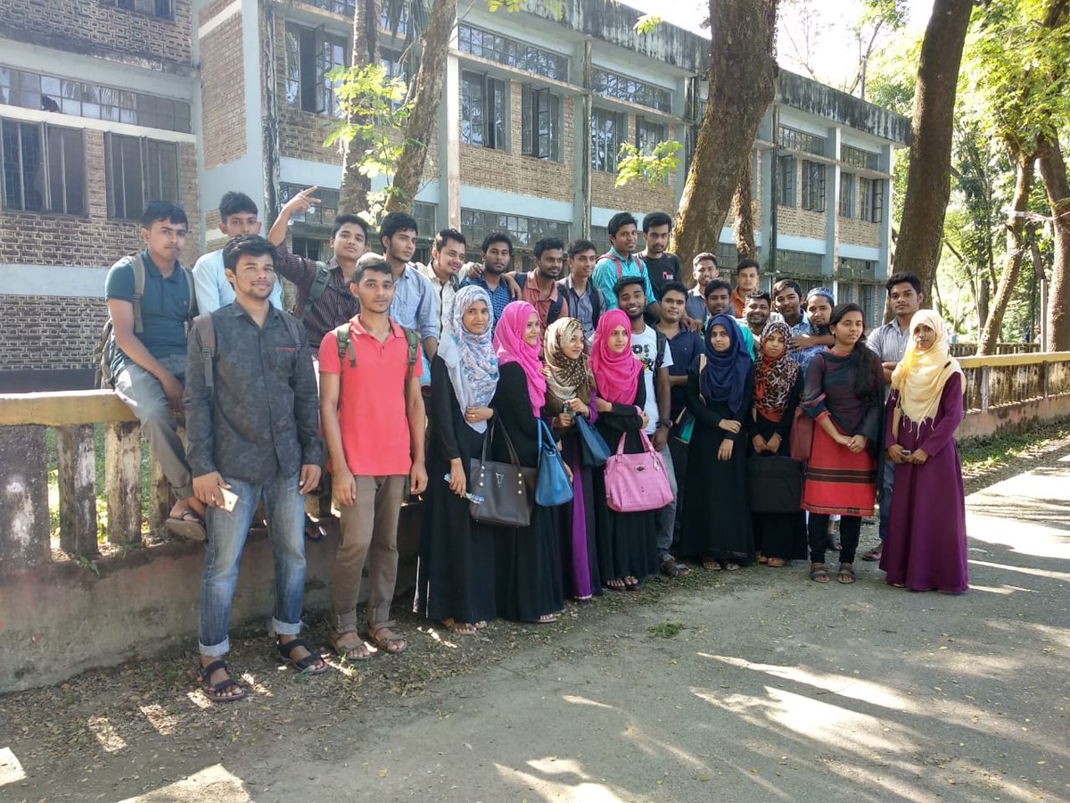 shagor_bhuiyan's tweet photo. #collegelife
#Class_time
#allfriend🖤🖤 https://t.co/MbHayEjAxD
