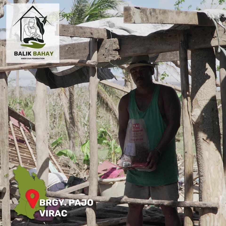 AndoFoundation's tweet photo. #BalikBahayProject Batch 1 to 40 residents of Pajo. 

Nakita natin ang sitwasyon nila noong tayo ay nag hatid ng relief goods. Pajo ang isa sa mga lubos na lumubog sa baha sa bayan ng Virac, bukod pa sa matinding hangin na dala ng #RollyPH https://t.co/8X7PY0WqdT