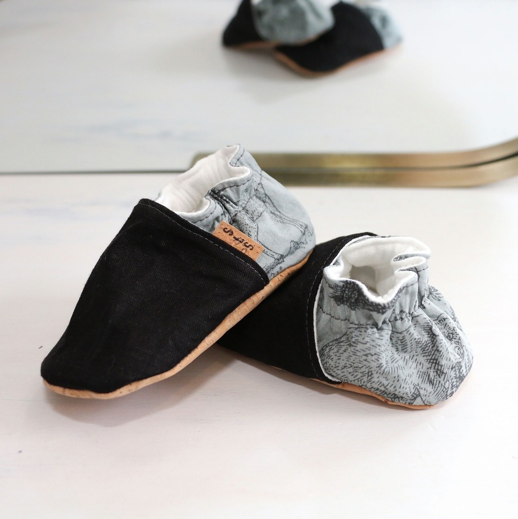 softlittlesouls's tweet photo. Limited stock left 👶⠀
Have you seen our Hunter soft soles yet? They're a hot favourite for so many of you mamas 💕🎁⠀

.⠀
.⠀
.⠀
#babyshoes #babystyle #babyfashion #babyclothes #handmadeshoes #babymocs #microfashion #trendybaby #nzmade #madeinnz #n… https://t.co/1sqmUJZbs8 https://t.co/OfXB5BJGp4