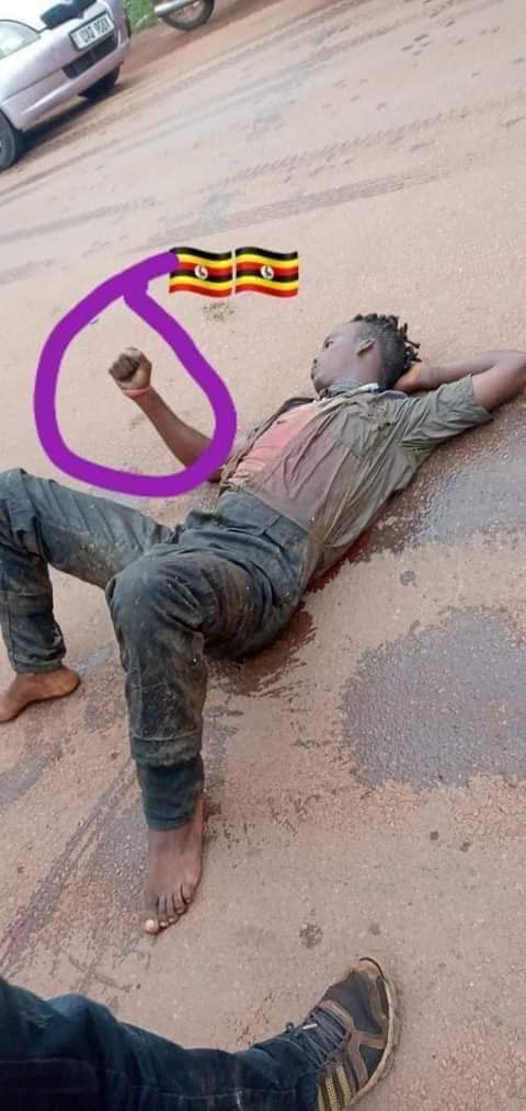 Mamerit1's tweet photo. For God and mi country 🇺🇬🇺🇬🇺🇬🇺🇬🇺🇬🇺🇬🇺🇬. 🙏🙏🙏🙏🙏🙏🙏🙏🙏🙏🙏🙏 https://t.co/7V3oxmG3WC
