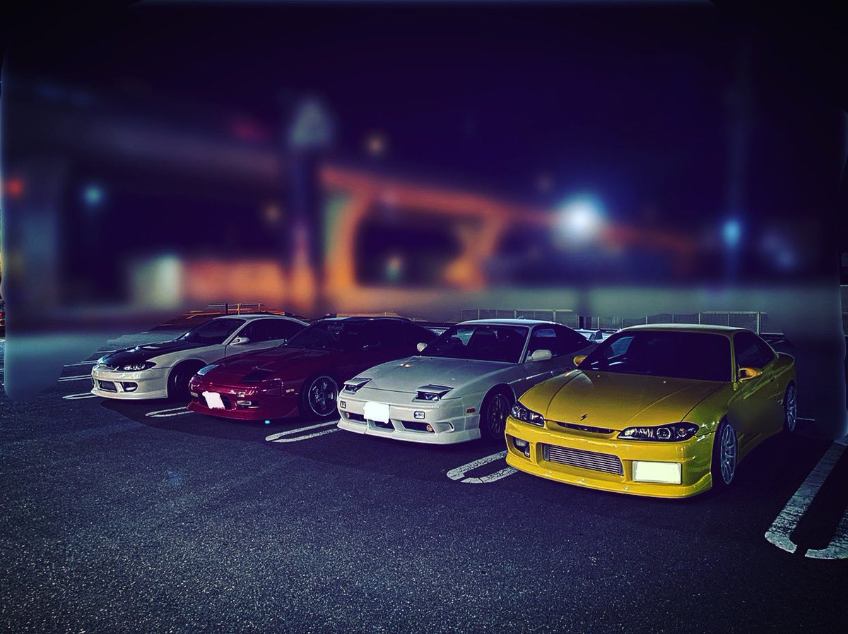 sk_xtan's tweet photo. 実は11月6日にずっと憧れてた180sx納車してました！🙌
エンジンルーム、内装共にドノーマルで外装は純オプのフルエアロ🤩
180sxと言えばドリ車のイメージですが今どき珍しいのではないでしょうか🤔🤔
貴重な旧車なので大切に乗っていきたいです！！

#180sx
#旧車 https://t.co/G83LaDsmn2