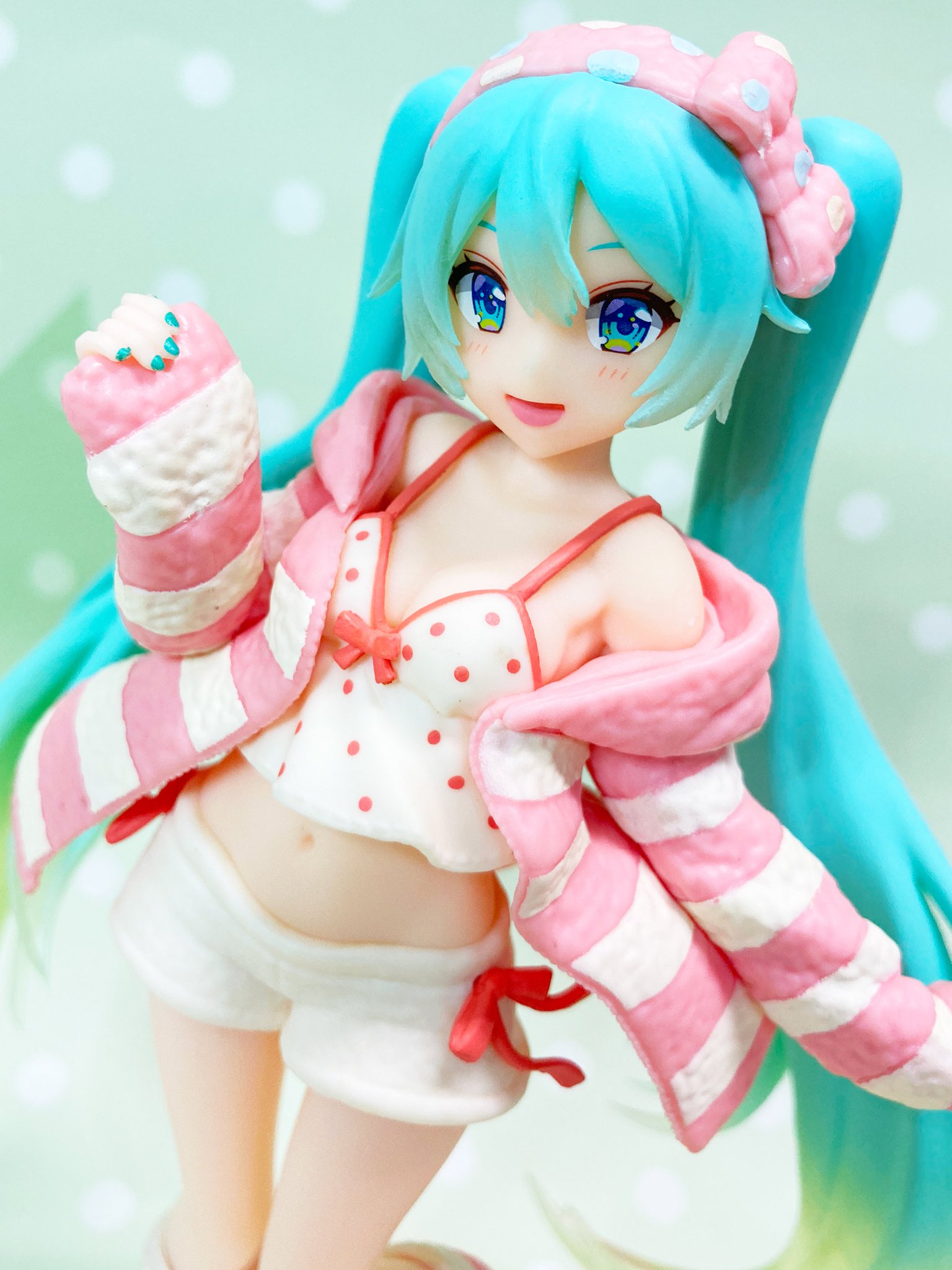 85%以上節約 初音ミク フィギュア ルームウェア ラプンツェル 赤