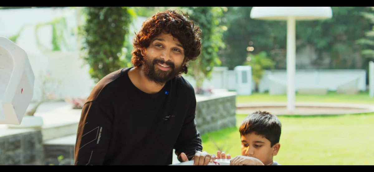 SSAAfanclub's tweet photo. Bunny Arha Ayaan 💛 Can't Handle This Much Of Cuteness 🤩  

#HBDAlluArha @alluarjun #Pushpa

Watch Anjali Cover : https://t.co/OM0f9jN6CL https://t.co/O8Lhbb1bV0