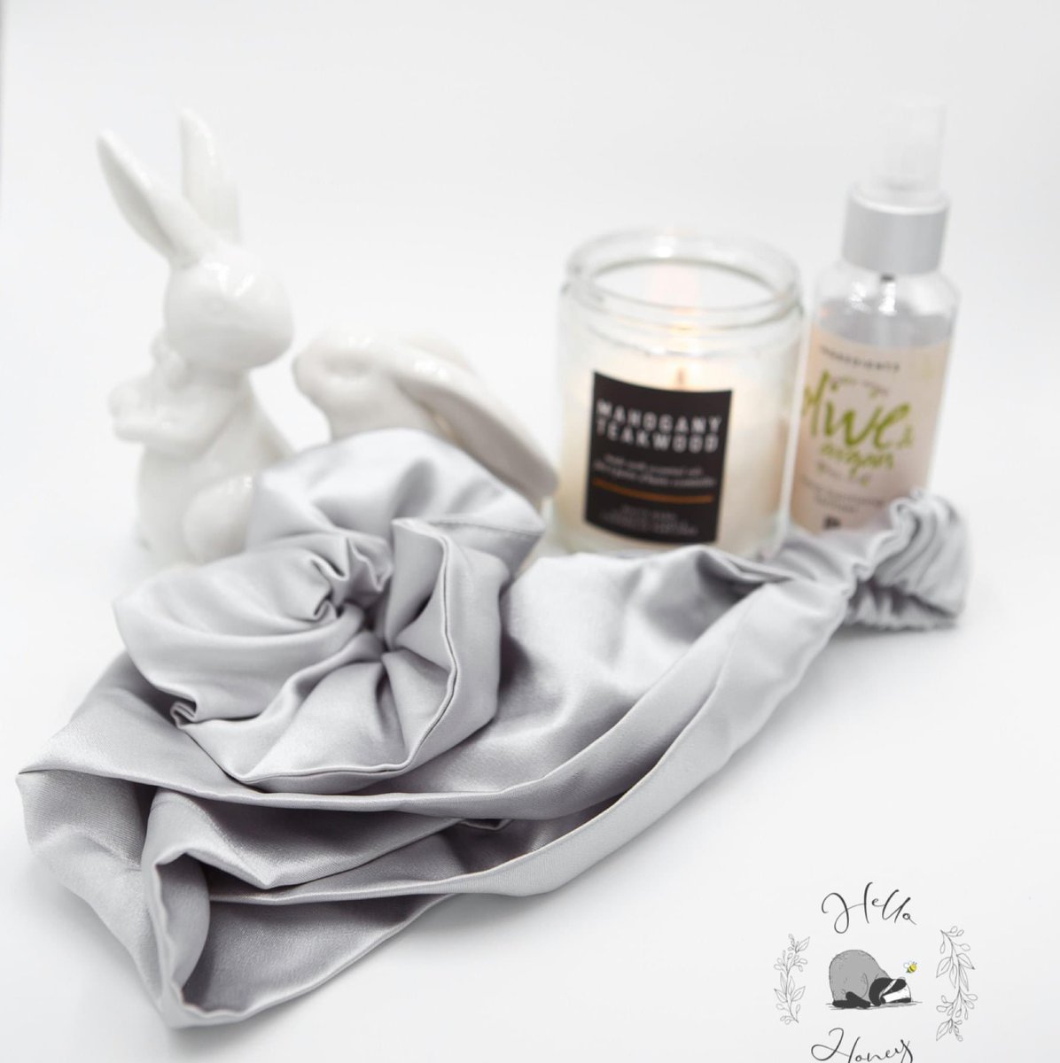 My favourite human  @iSarahdactyl and her  @OhHelloHoney_ range of satin masks, pillow cases, headbands   https://instagram.com/hello_honey.co.za?igshid=1xi2eio15e51w