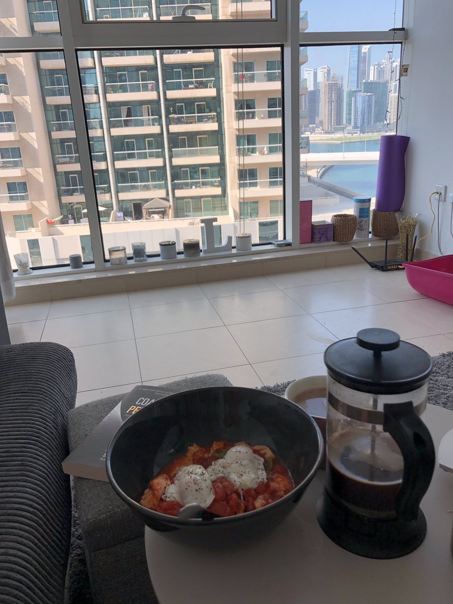 MissPear87's tweet photo. Coffee, my fave eggs, gorgeous views, beautiful weather and a good book is my Saturday happiness! 👌🏽
#Lazysaturdays
#LearningToCoach
#EggsAndCoffee
#ViewsForDays
#BeautsWeather https://t.co/d48AEHjZcy