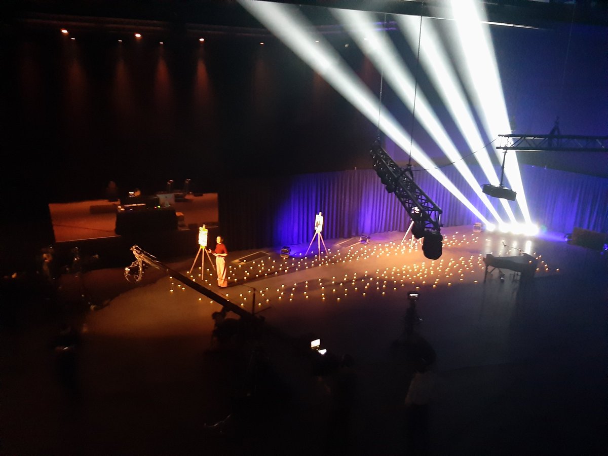 Glamourrol voor vicepremier minister <a href="/minlnv/">Minlvvn</a> <a href="/carolaschouten/">Carola Schouten</a> en nummer 2 op kandidatenlijst <a href="/christenunie/">ChristenUnie</a> tijdens #CUcongres vanuit <a href="/BasiliekVdaal/">De Basiliek</a>