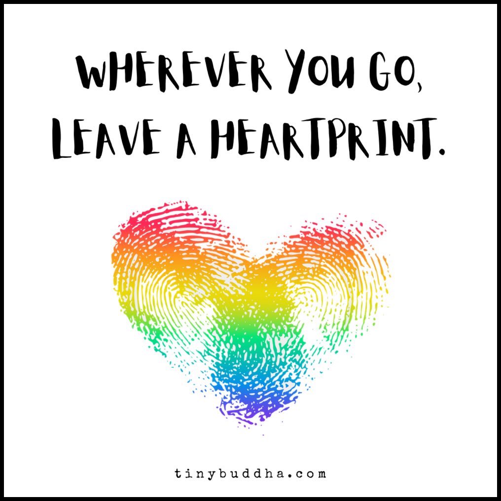 WelshieBerry's tweet photo. Saw the first pic👇🏾shared yesterday & I just love it! 💚 reinforced some of the stimulating reading this am 📚🤓before stimulating my body 💪🏾😅
So right now... Hapus Iawn ☺️
Happy Weekend All.. #dokindness #leavea❤️print https://t.co/rGqyHJdeUk