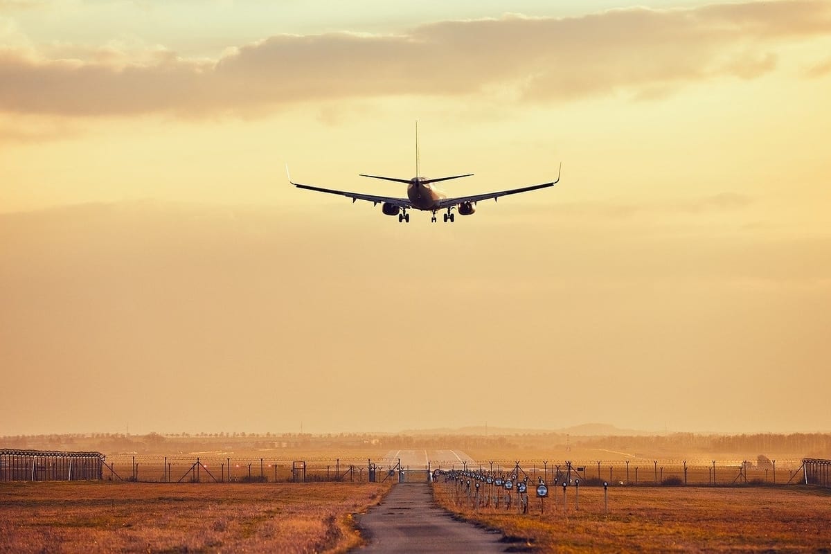 travelobiz's tweet photo. Over 30 Lakh Indians Returned From Abroad Under Vande Bharat Mission: MEA

#AirIndia #Aviation #Evacuation #Flights #Indians #Indiansstrandedabroad #MEA #MinistryofExternalAffairs #VandeBharatMission https://t.co/sTkCdLlRWk https://t.co/dDoFfnCB7r