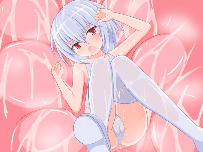 絵360号「ノエさん」
なんやかんやあって小さくなってしまったノエの前に運悪くカエルの魔物が現れる。なんとか切り抜けようとするが小さくなってしまったノエにとってカエルはあまりにも強く、あっという間に飲み込まれてしまっ

お題箱に丸呑み系のものがかなり来ていたのでこの機に消化しました! 