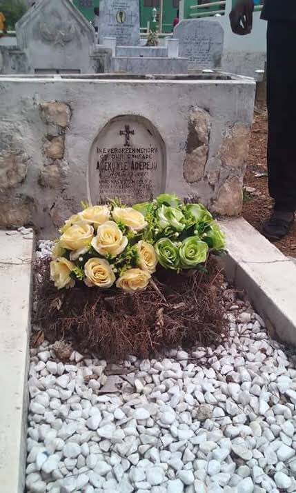 Three years later, in February 1974, a delegation of University of Lagos students had gone to Ibadan to join in the commemoration of what had become known as Kunle Adepeju Day. At some point, either during or after the event, they were arrested and detained by the police.