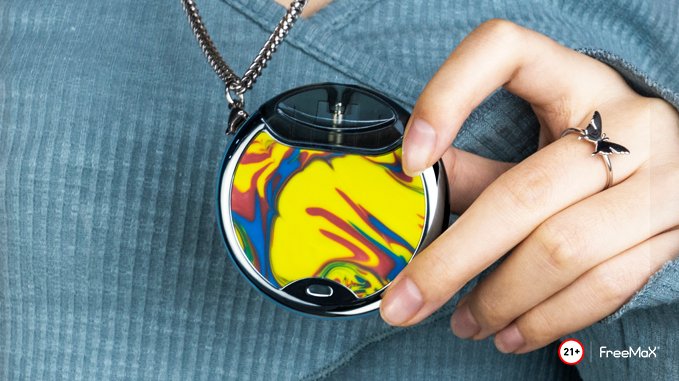 Freemaxvape's tweet photo. Wear your maxpod circle 😜

#freemaxvape #maxpodcircle #freemax https://t.co/ccaG0RKzgy