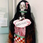 子どもが見たらトラウマになりそう？!とある整形外科に置いてあったというユニークすぎる作品!