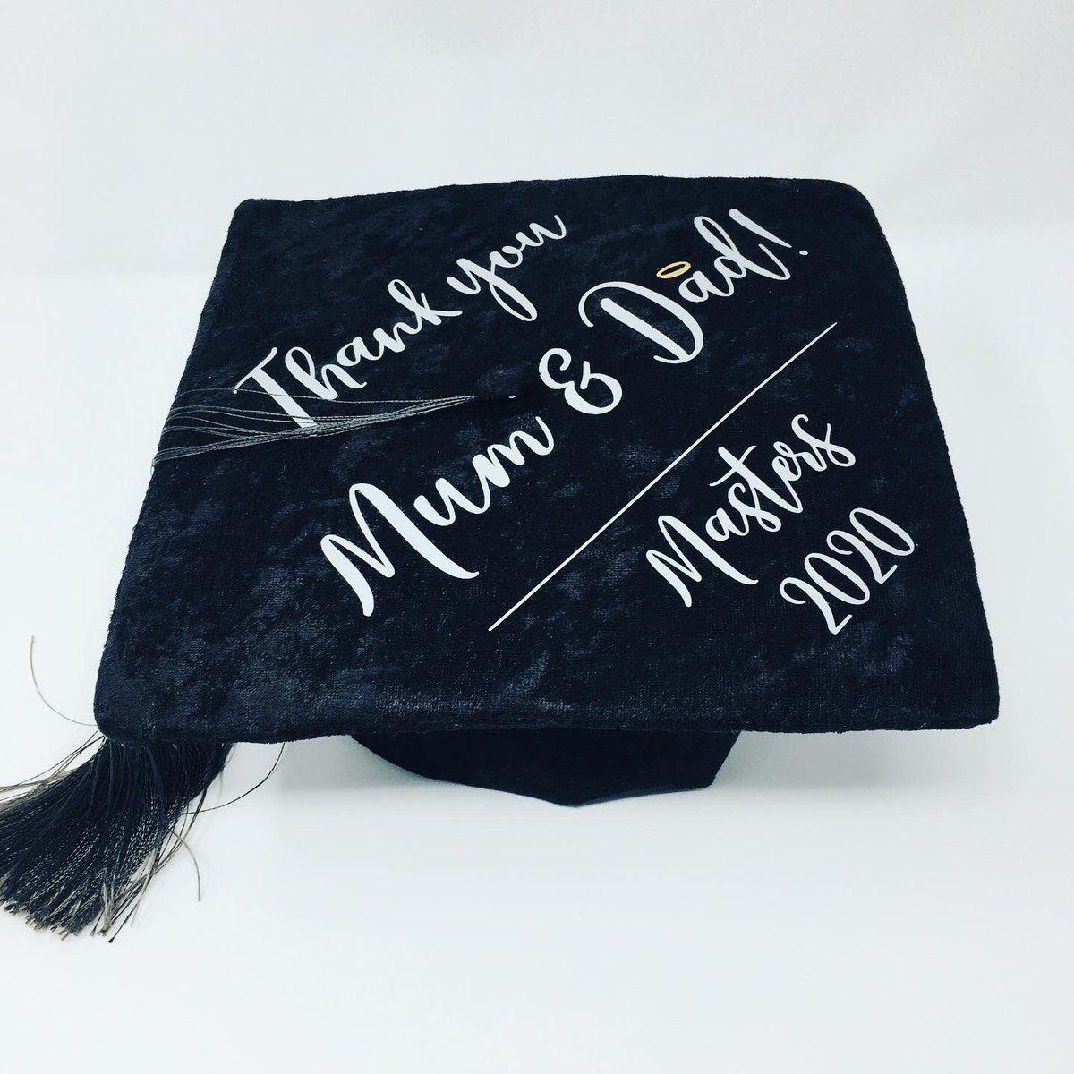 Custom printed graduation cap to make that day extra special ✨

#GiftDesigns #giftdesignsforyou #graduationcap #customprint #personalisedgifts #designedforyou #makeitspecial
