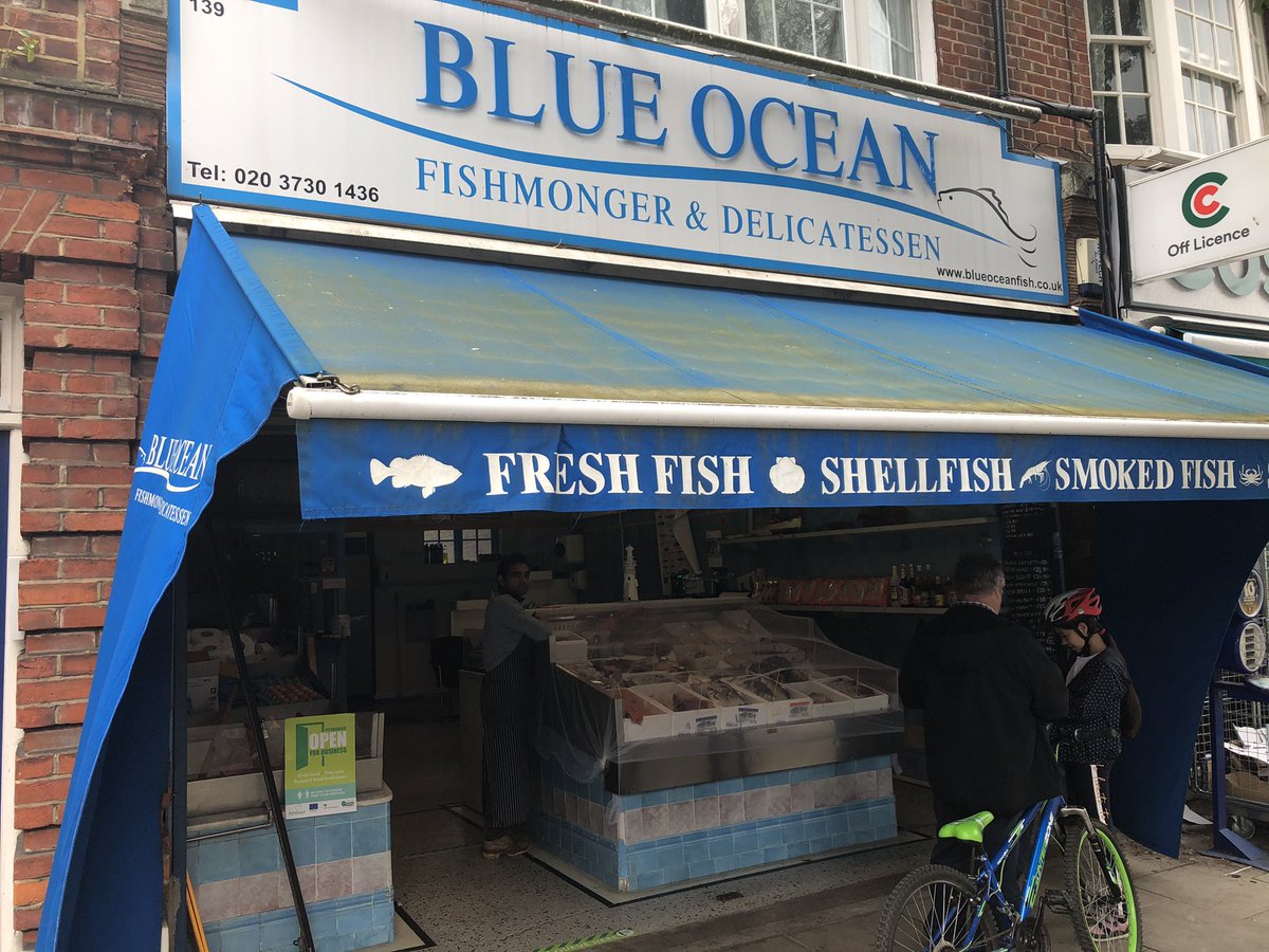 JJM_Ealing's tweet photo. #Pitshanger #GBHighSt residents PLEASE continue to support #PitshangerLane traders during #LockDown2
The essential traders are able to offer goods & services during November & plan your Christmas shopping for December when the "non-essentials" are due to be open again #shoplocal https://t.co/jd15gouePr