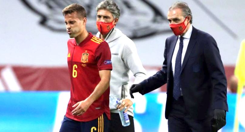 Pepelias17_'s tweet photo. 🟢Sergio Canales podría pasar por quirófano por la lesión sufrida con la selección y su baja alargarse durante tres o cuatro cuatro meses 👇 #RealBetis https://t.co/ADXNya3N9Z https://t.co/qv4nC7jDxw
