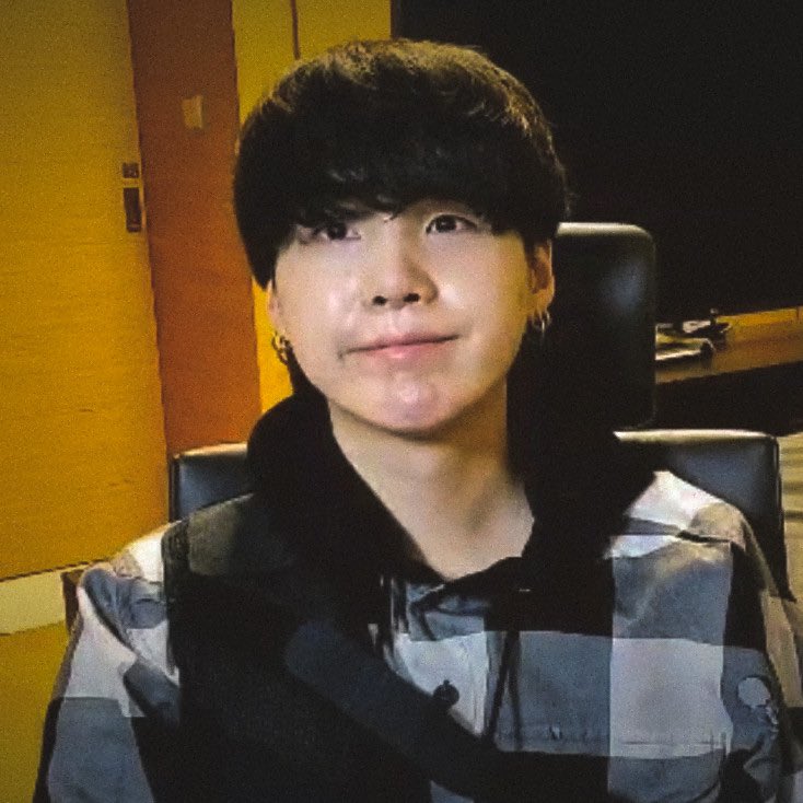 yoongisarchive's tweet photo. https://t.co/NbAdbh0F9w