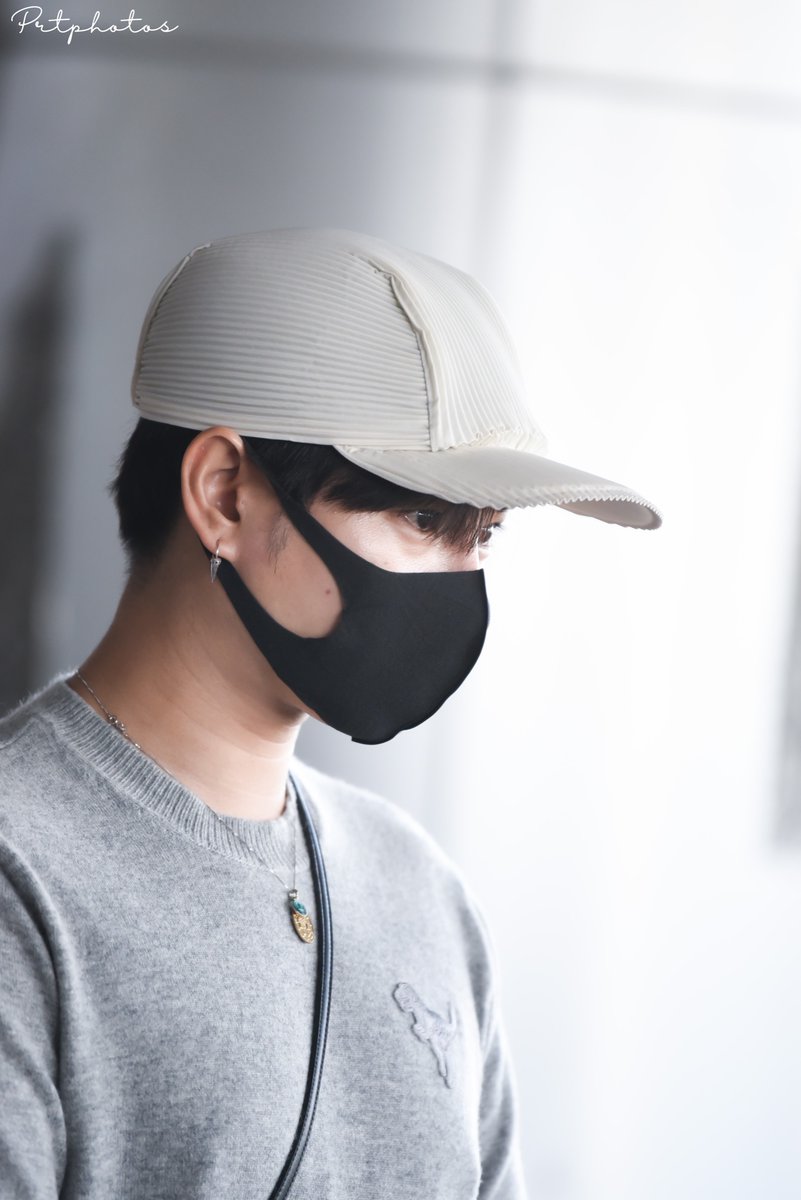 Prtphotos จะไปคอนบังทันที่ปูซาน ⊙⊝⊜ tweet media