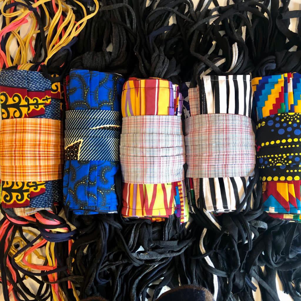 mfep_uk's tweet photo. 100 masks of to Natasha at the @StoreEvelyn. Continuing their wonderful work to help The community in the Deptford area 😊 #facemask #masksforall #anymaskisbetterthannomask #homemademask #covid19 #keyworkers #protectourkeyworkers #funkymask #prints #recycledfashion #sewing https://t.co/qCziBNUF1G