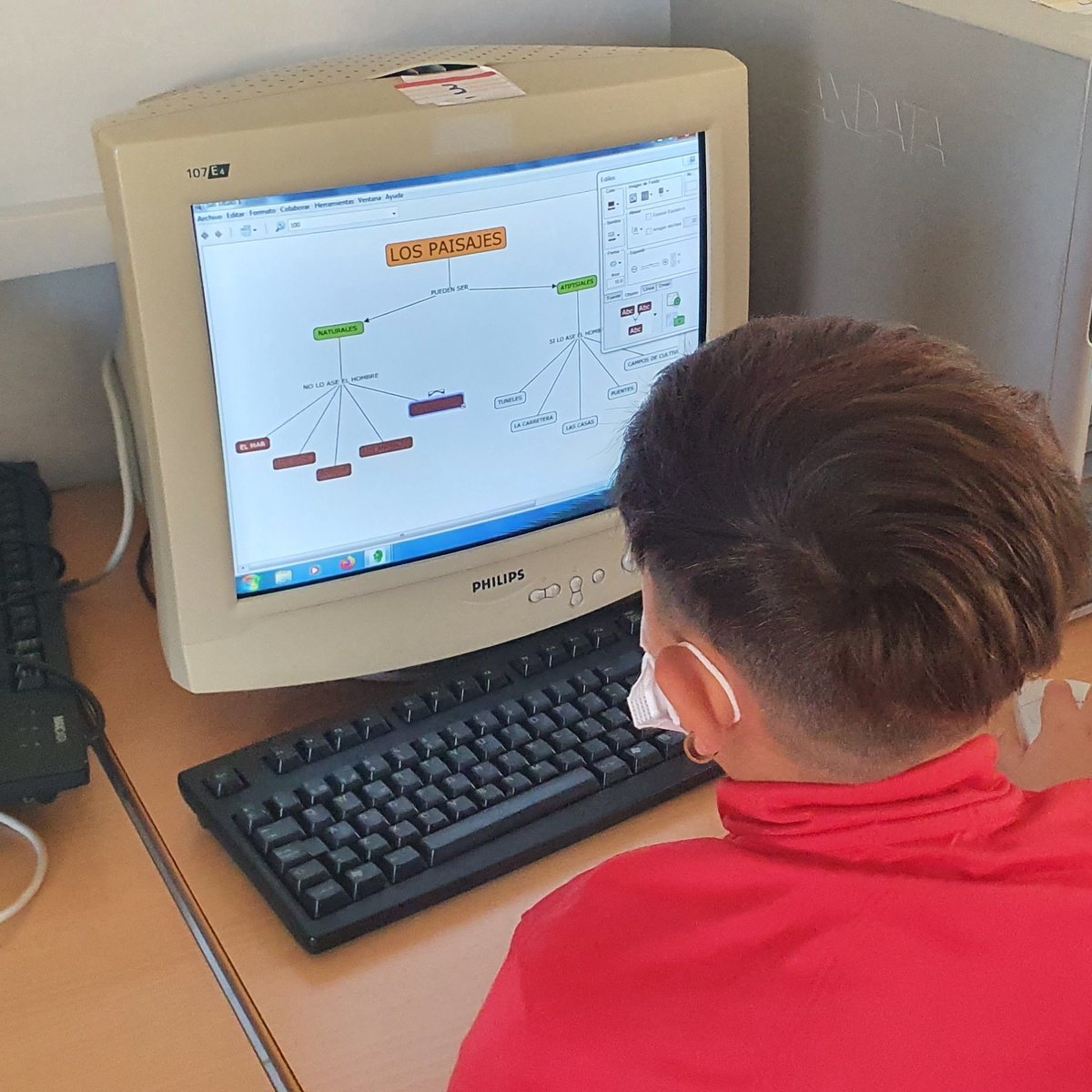 OpenSeveroOchoa's tweet image. Seguimos utilizando las nuevas tecnologías para favorecer el aprendizaje y ayudar a reducir la brecha digital. Cada día lo hacen mejor.

#mapasconceptuales 
#cmaptools 
#innovación 
#aprenderesdivertido 

@convivenciabailenmir
@EducaAnd
@andaluciajunta